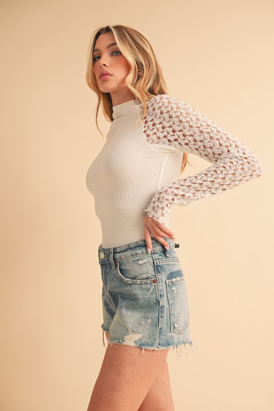 Aemi+CoAemi+CoMockNeckLaceLongSleeveKnitTop2