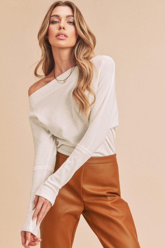 Aemi+CoAemi+CoOneShoulderLongSleeveKnitTop0