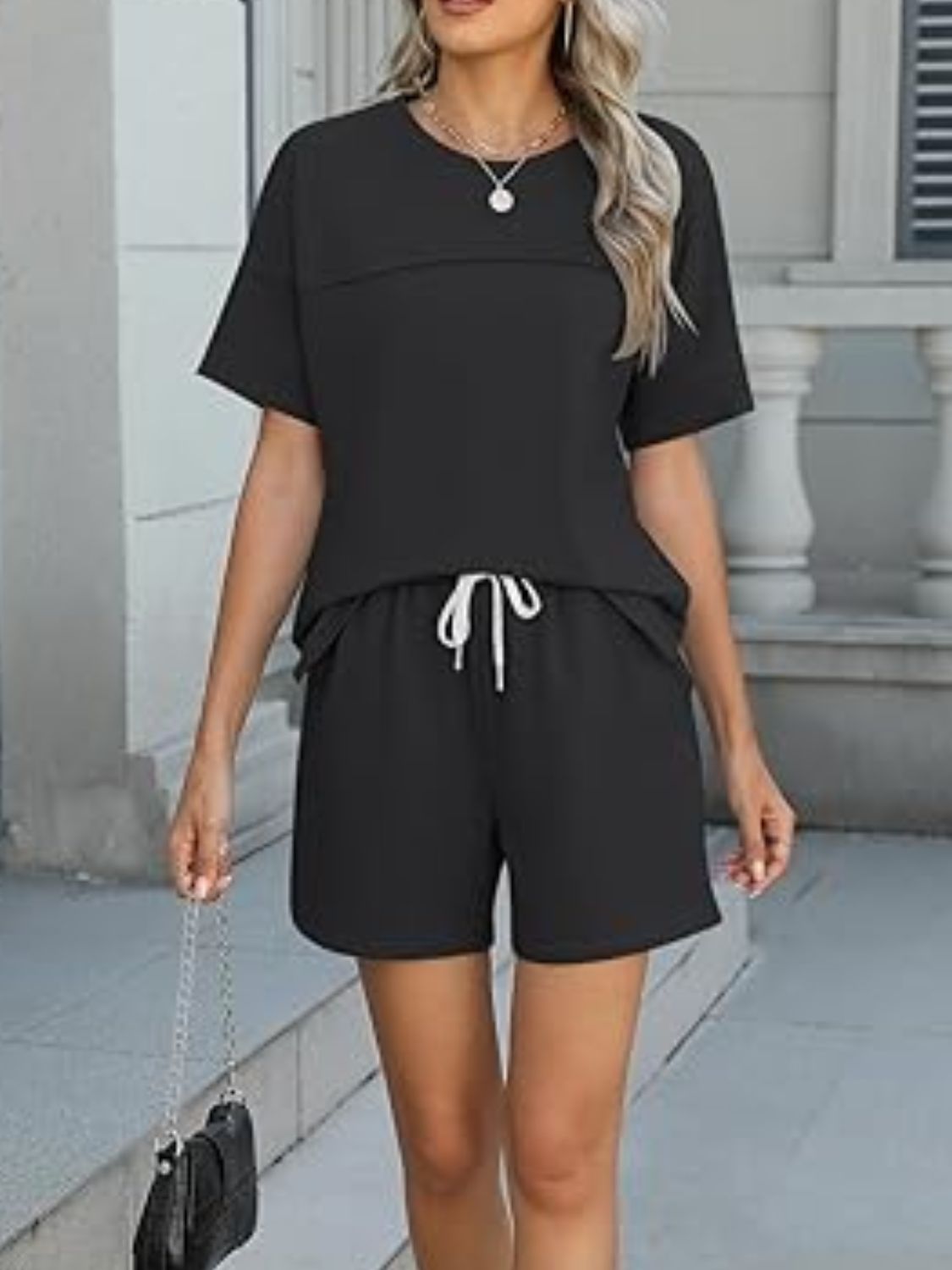 ChicComfortRoundNeckShortSleeveTopandShortsSet11
