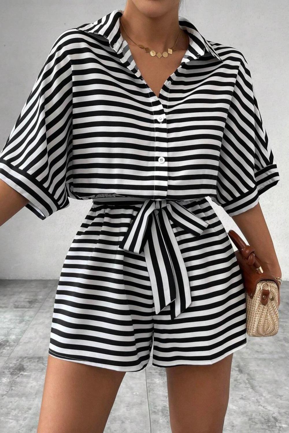 OlénaStripedCollaredNeckTieWaistRomper9