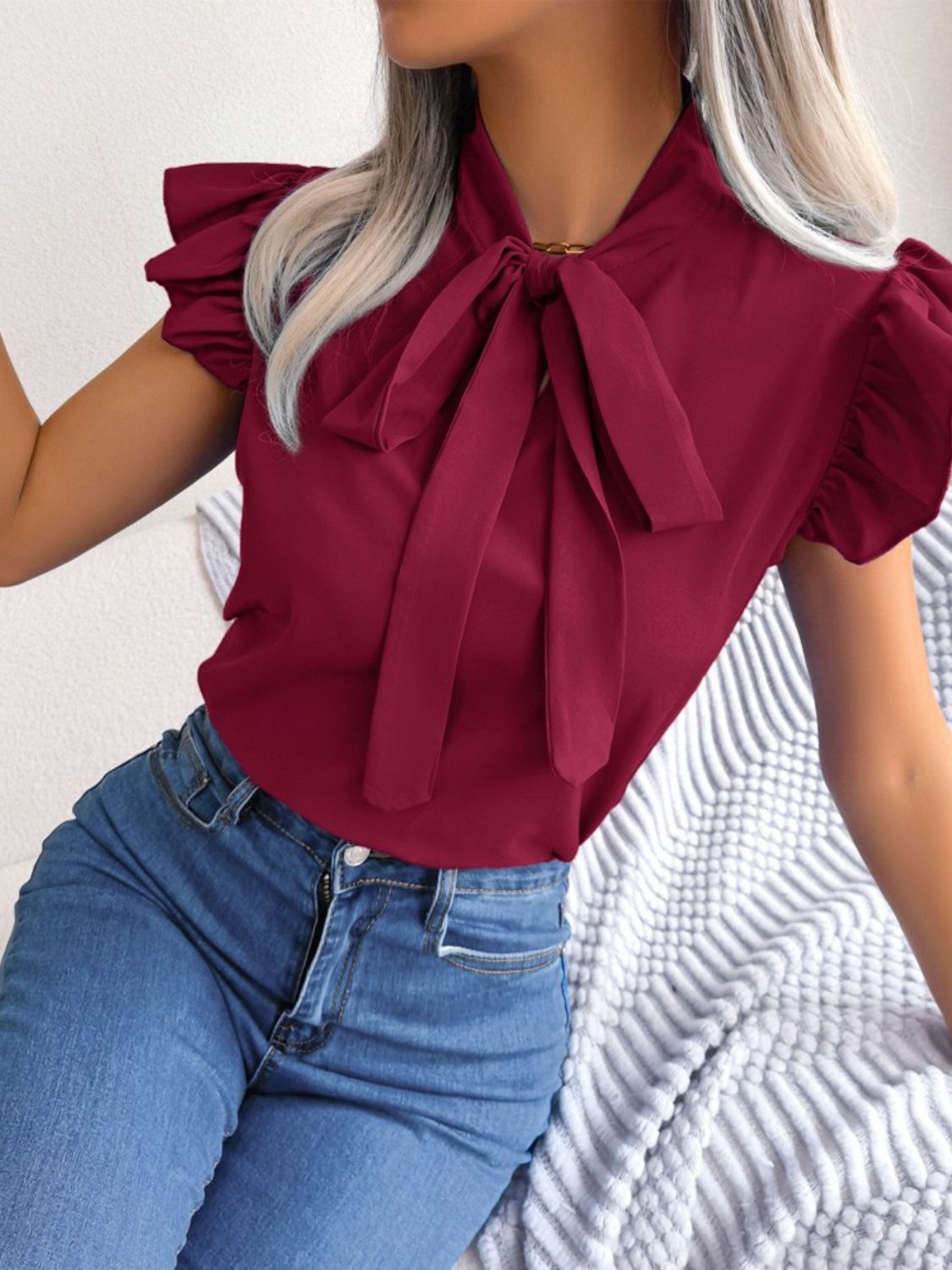 PassionFlowerRuffleCapSleeveBowTieBlouse17